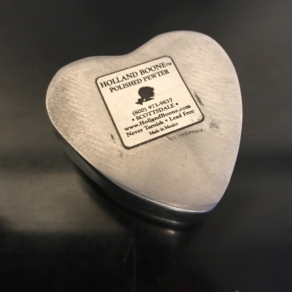 Polished Pewter Holland Boone Heart Box - Picture 3 of 3